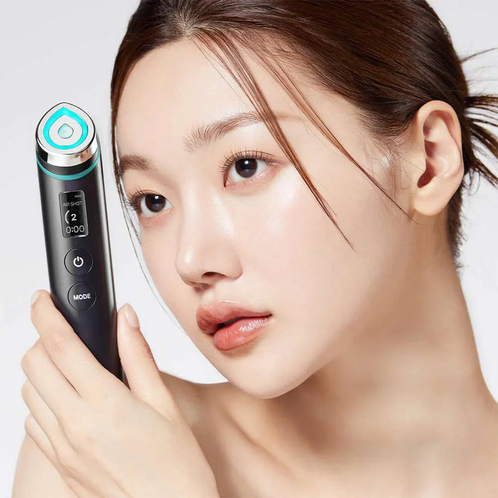 Medicube Beauty Device Age-R Booster Pro Black anti-aging hydrating better absorbing skin care products serum K Beauty World