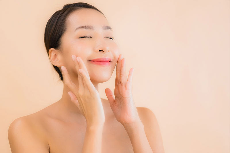 What Is an Emulsion in Skincare? How to use it?