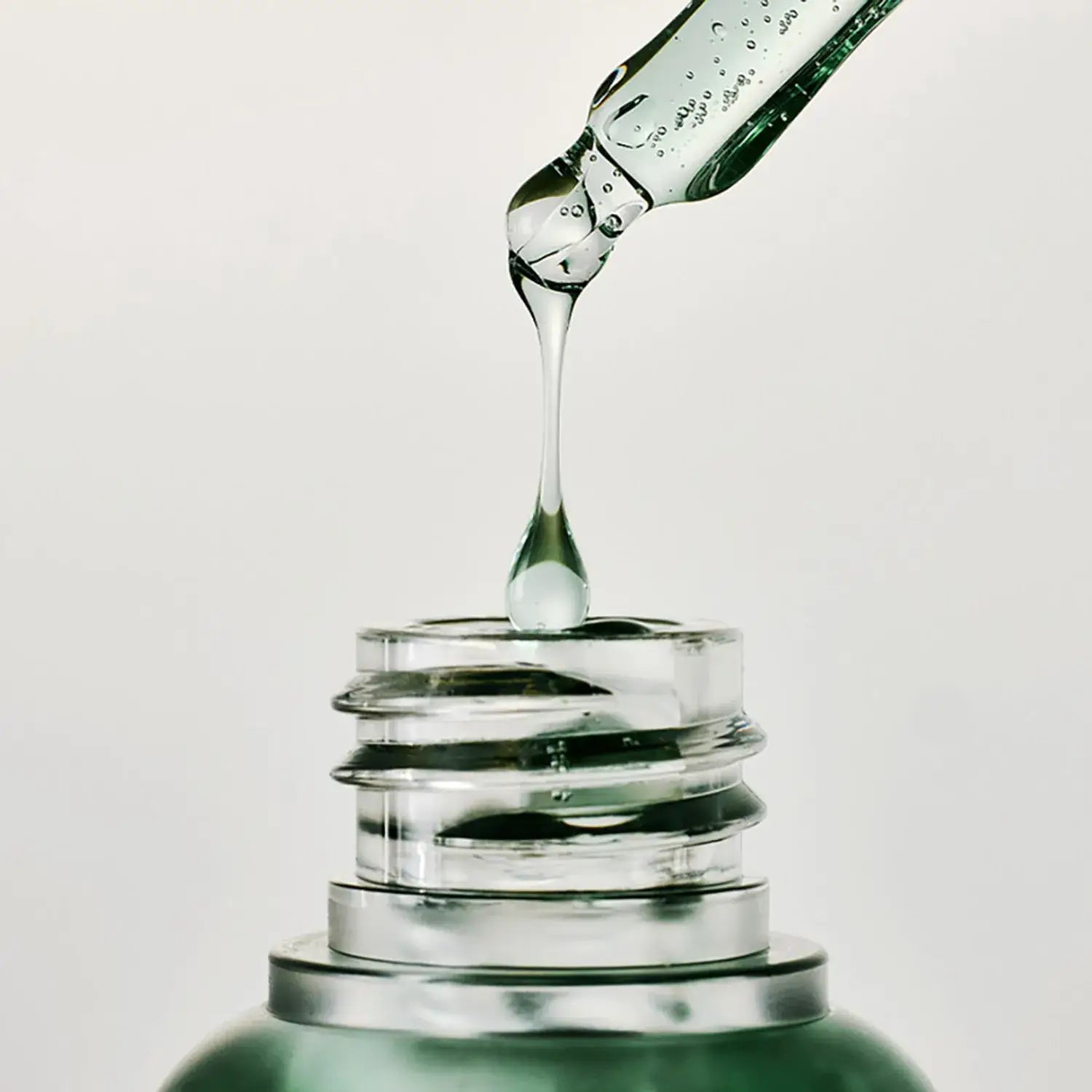 Arencia Holy Hyssop Serum 12 Ascorbic Acid  kojic acid Arbutin Niacinamide Panthenol Korean skin care dark spots uneven skin tone K Beauty World