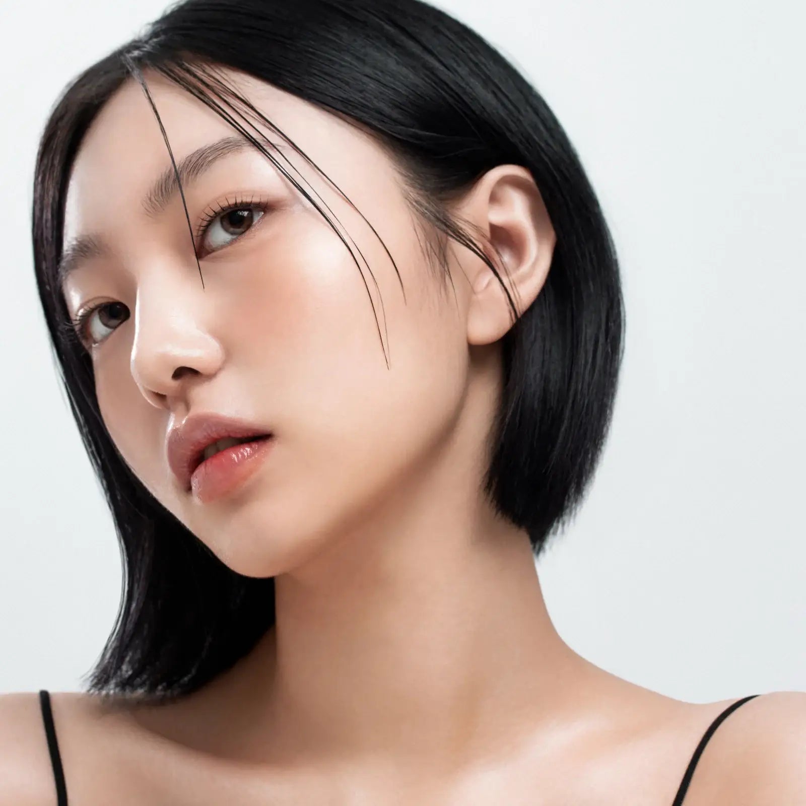 House of Hur Moist Ampoule Blusher 01 Nude Beige hydrating softening gentle natural makeup Korean cosmetics K Beauty World